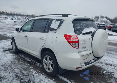 2009 Toyota Rav4 z USA, uszkodzony, nr VIN JTMBF33V49D002453